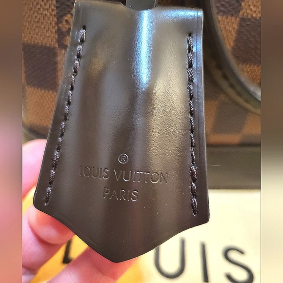 Authentic Louis Vuitton Alma BB in Damier Ebene - Picture 4 of 17